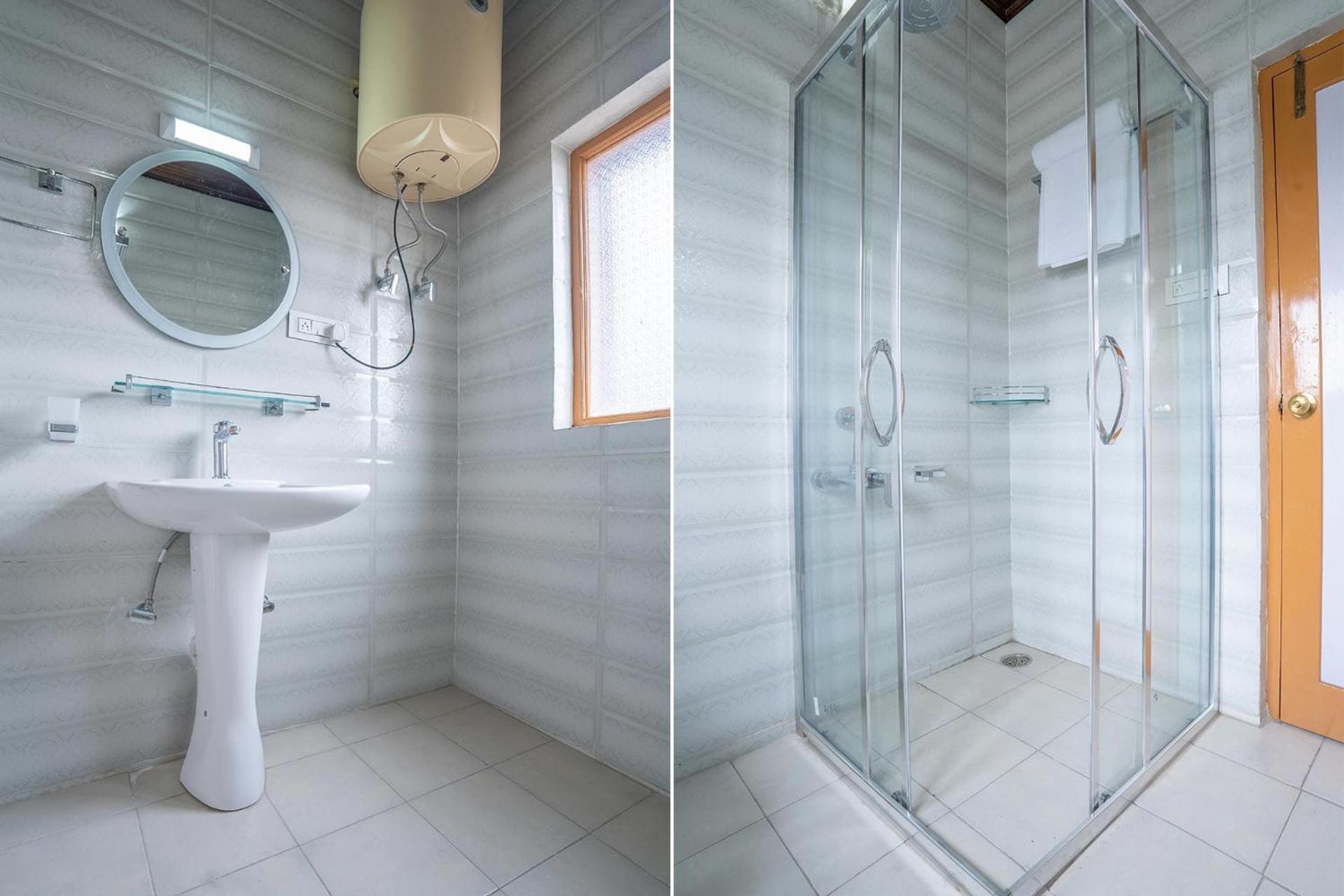 Stayvista At Pinewood Villa - Pet Friendly Villa With Lawn & Pool Table Срінагар Екстер'єр фото